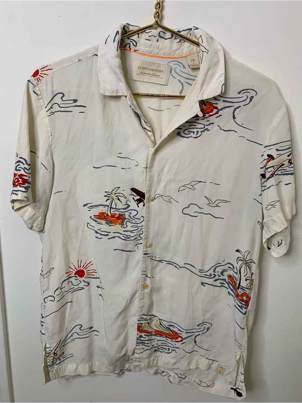 Scotch & Soda shirt island print small men’s button down 100% viscose